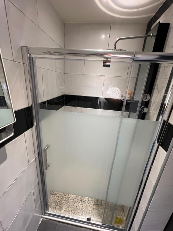 Zekri Apartment Livry-Gargan Luaran gambar