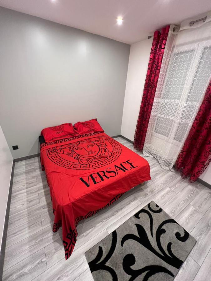 Zekri Apartment Livry-Gargan Luaran gambar