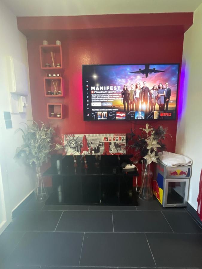 Zekri Apartment Livry-Gargan Luaran gambar