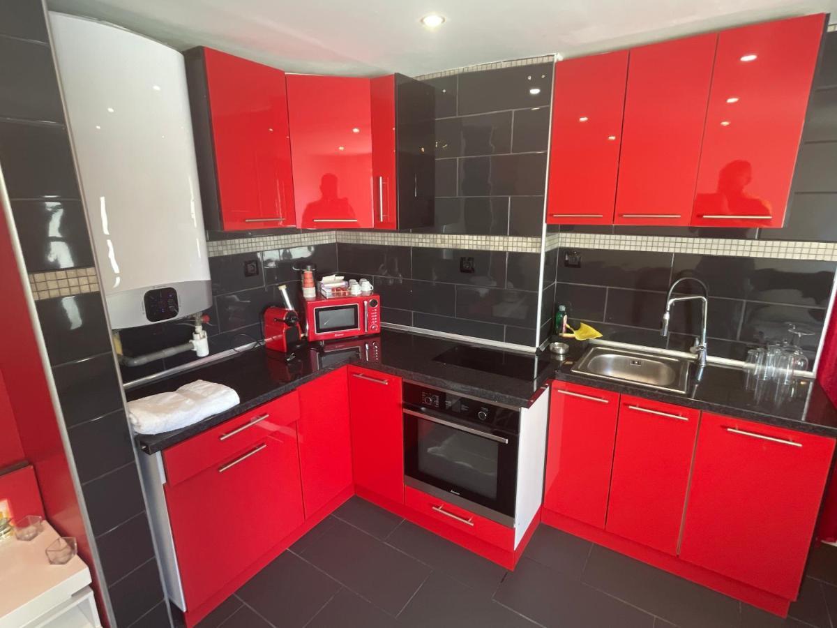 Zekri Apartment Livry-Gargan Luaran gambar