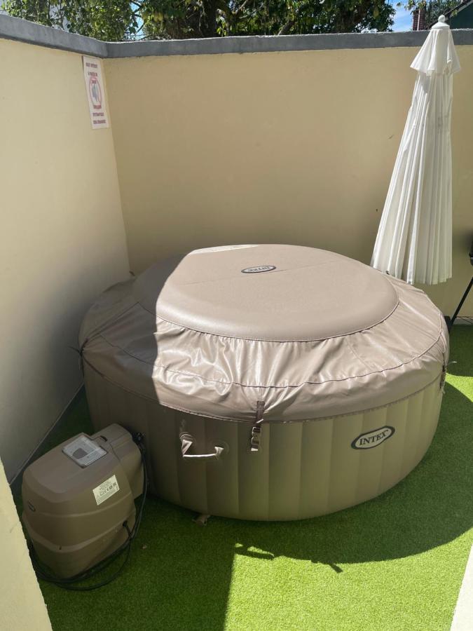 Zekri Apartment Livry-Gargan Luaran gambar